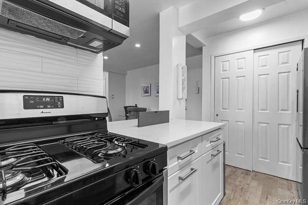 5425 Valles Avenue Unit: 3F thumbnail 12