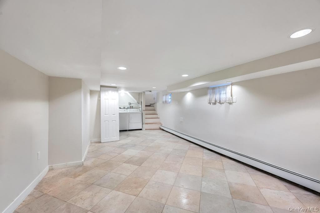 1536 E 51st Street thumbnail 23