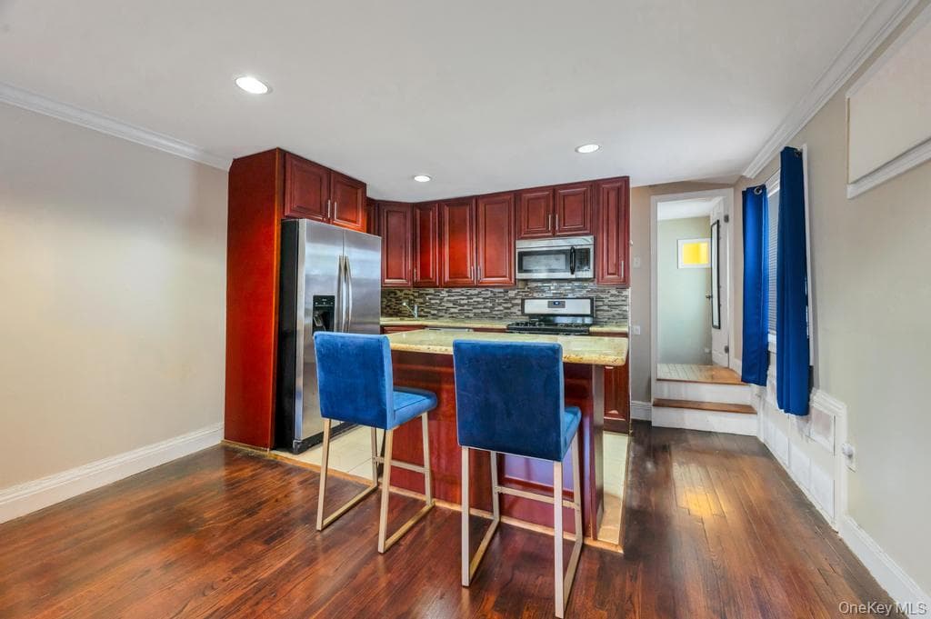1536 E 51st Street thumbnail 8