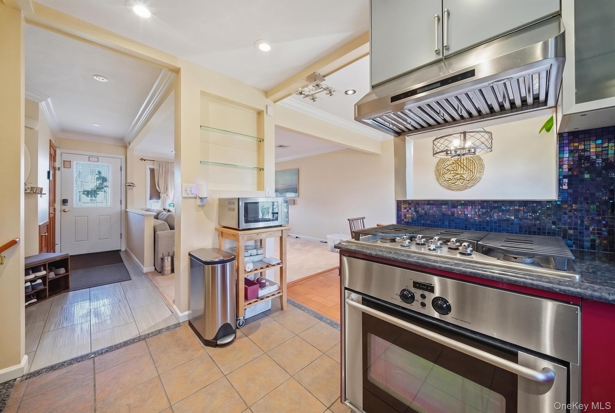 2624 Flower Street thumbnail 18