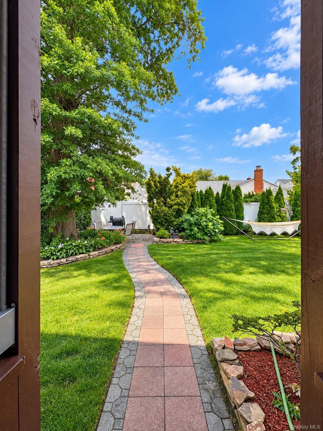 94 Massapequa Avenue thumbnail 23
