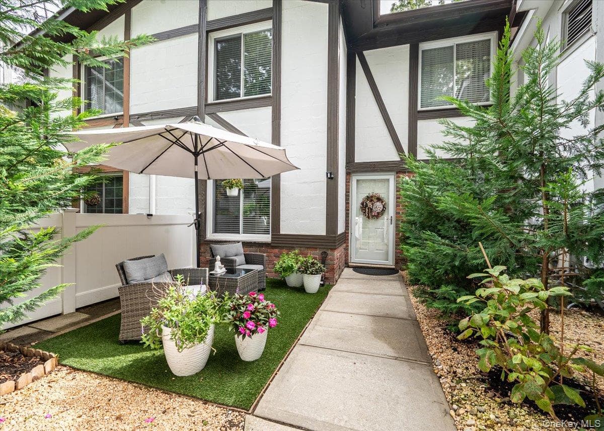 72 Birchwood Road Unit: 72, Medford