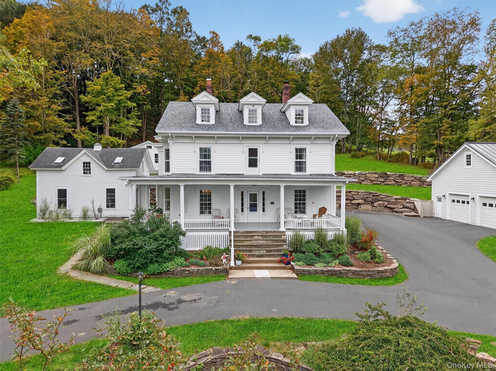 1657 River Road photo 1