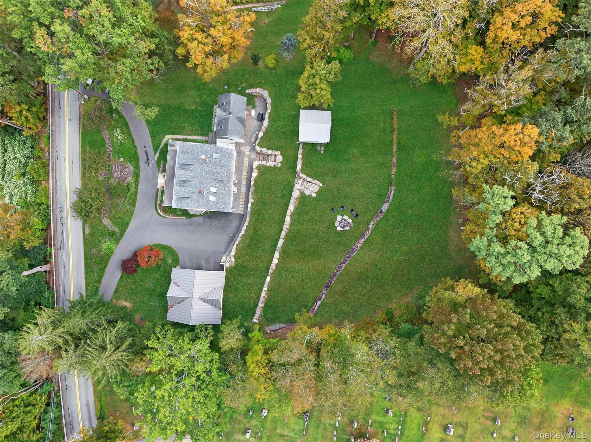 1657 River Road thumbnail 10