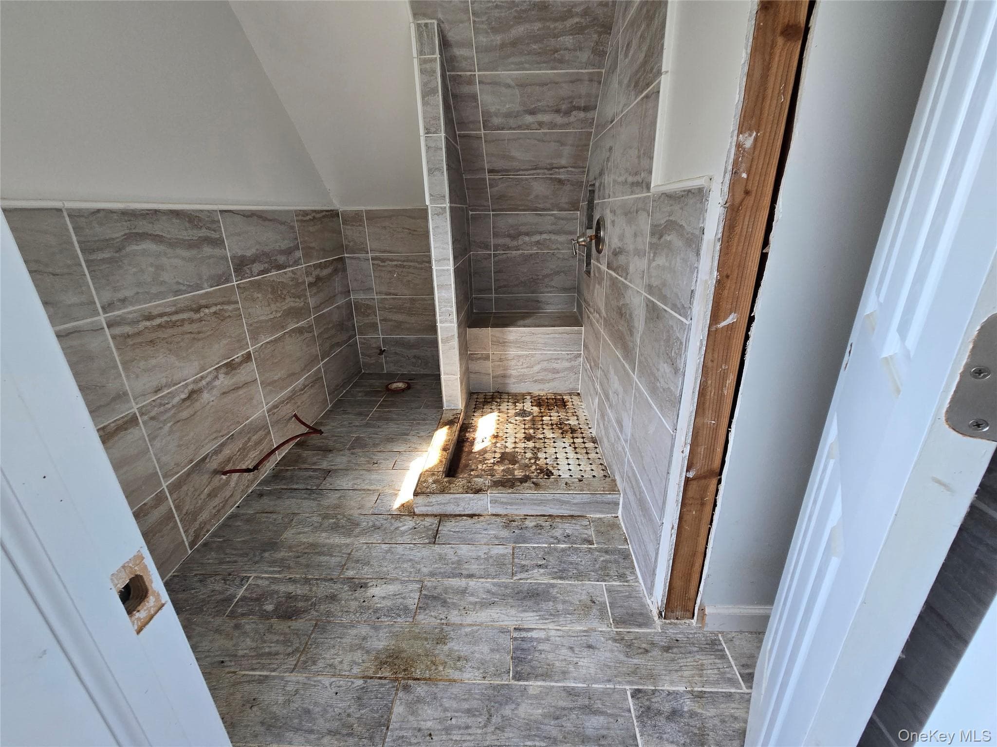 302 Locust Avenue thumbnail 11