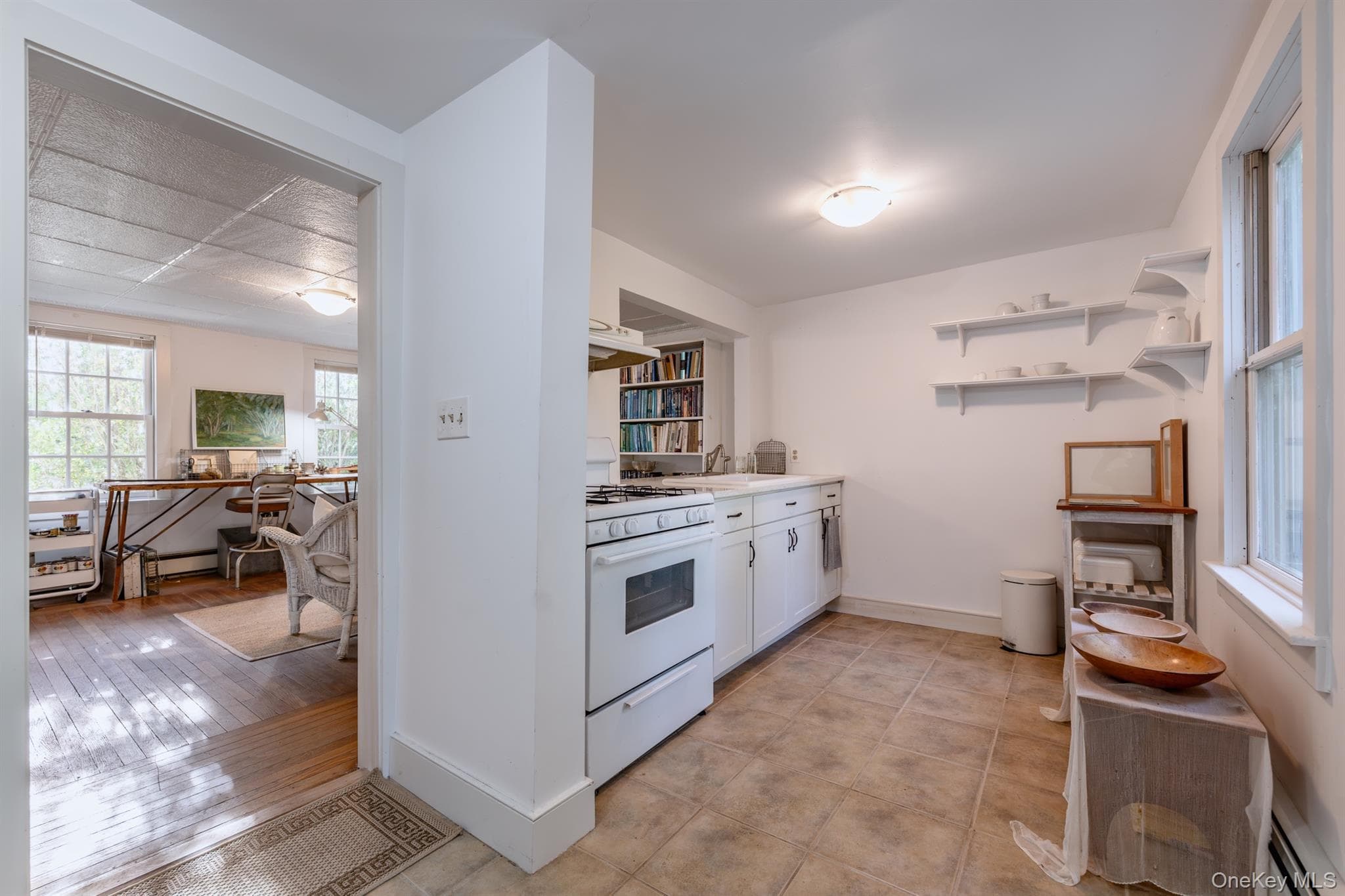 48 Tompkins Street thumbnail 16