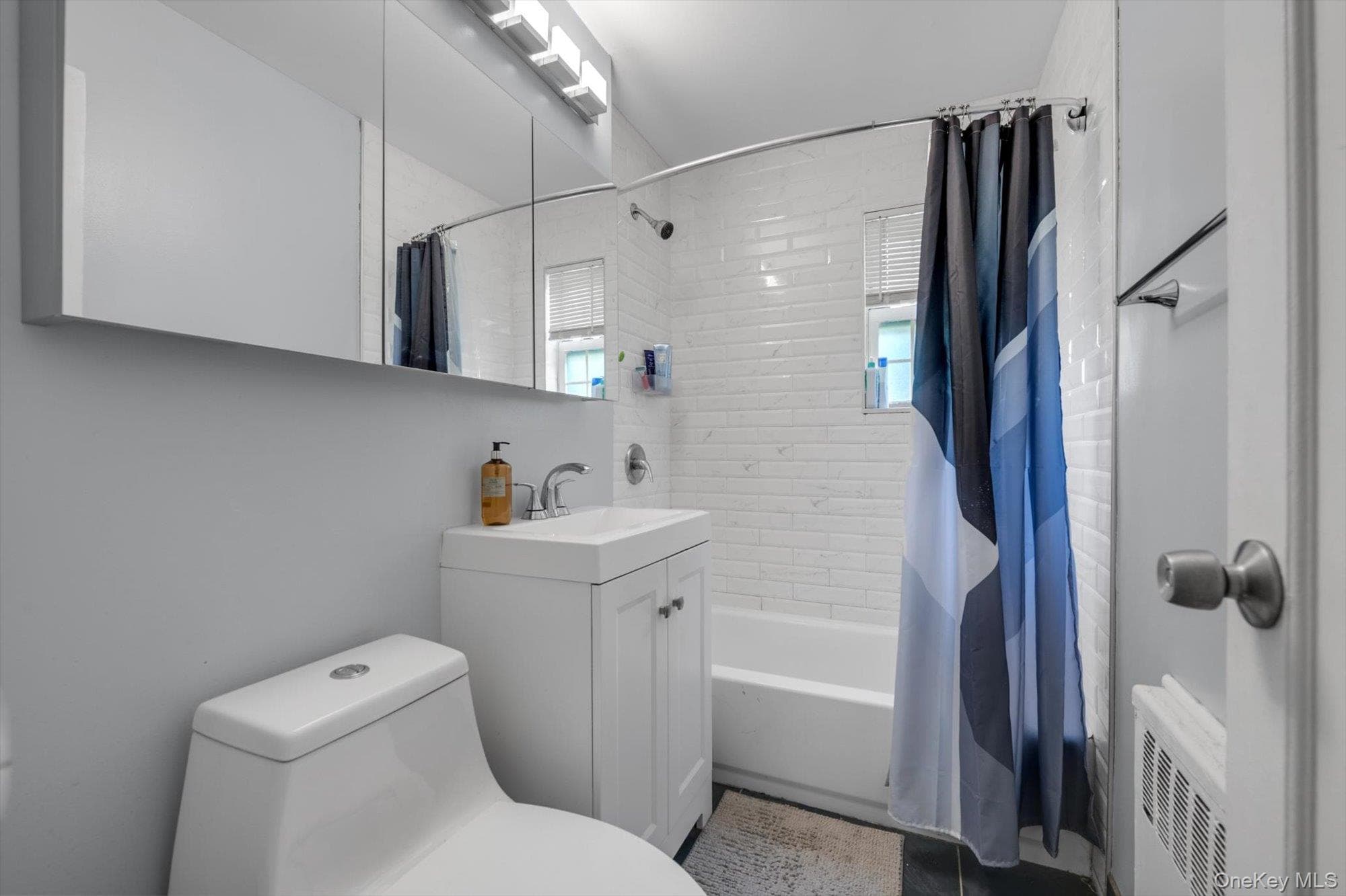 69-23 213 Street Unit: A thumbnail 8