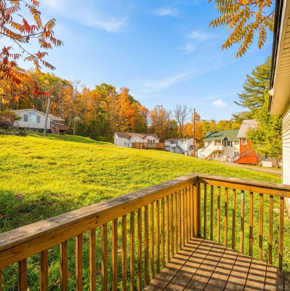 494 State Route 52 Unit: 19, Woodbourne