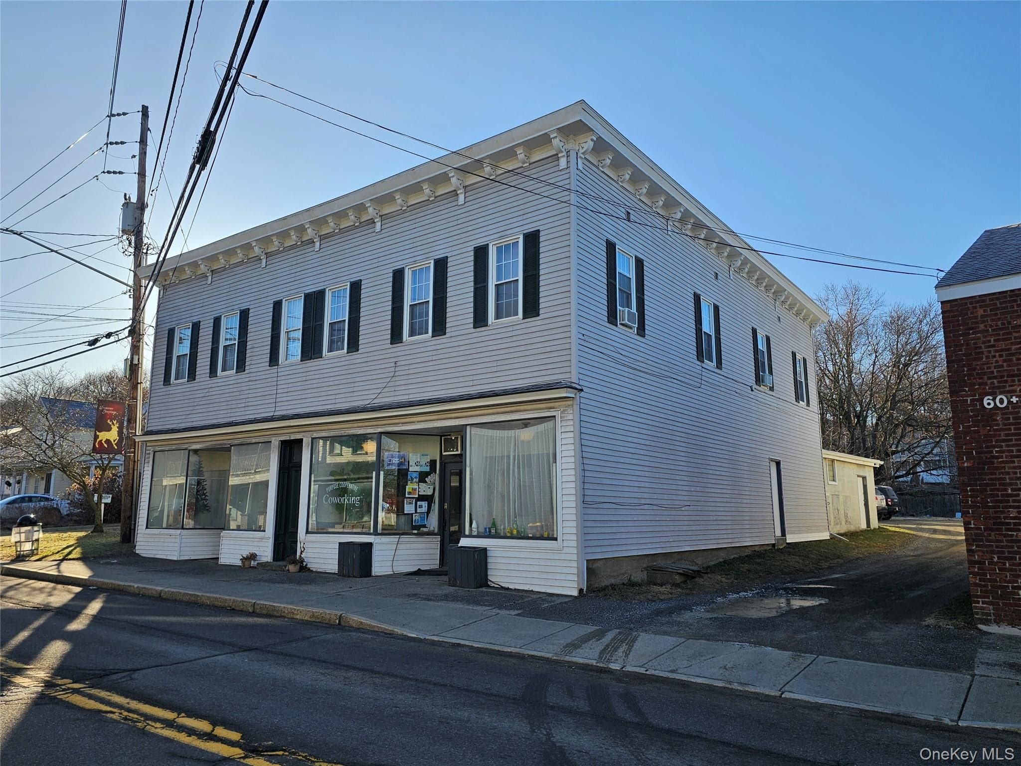 94 Main Street thumbnail 3