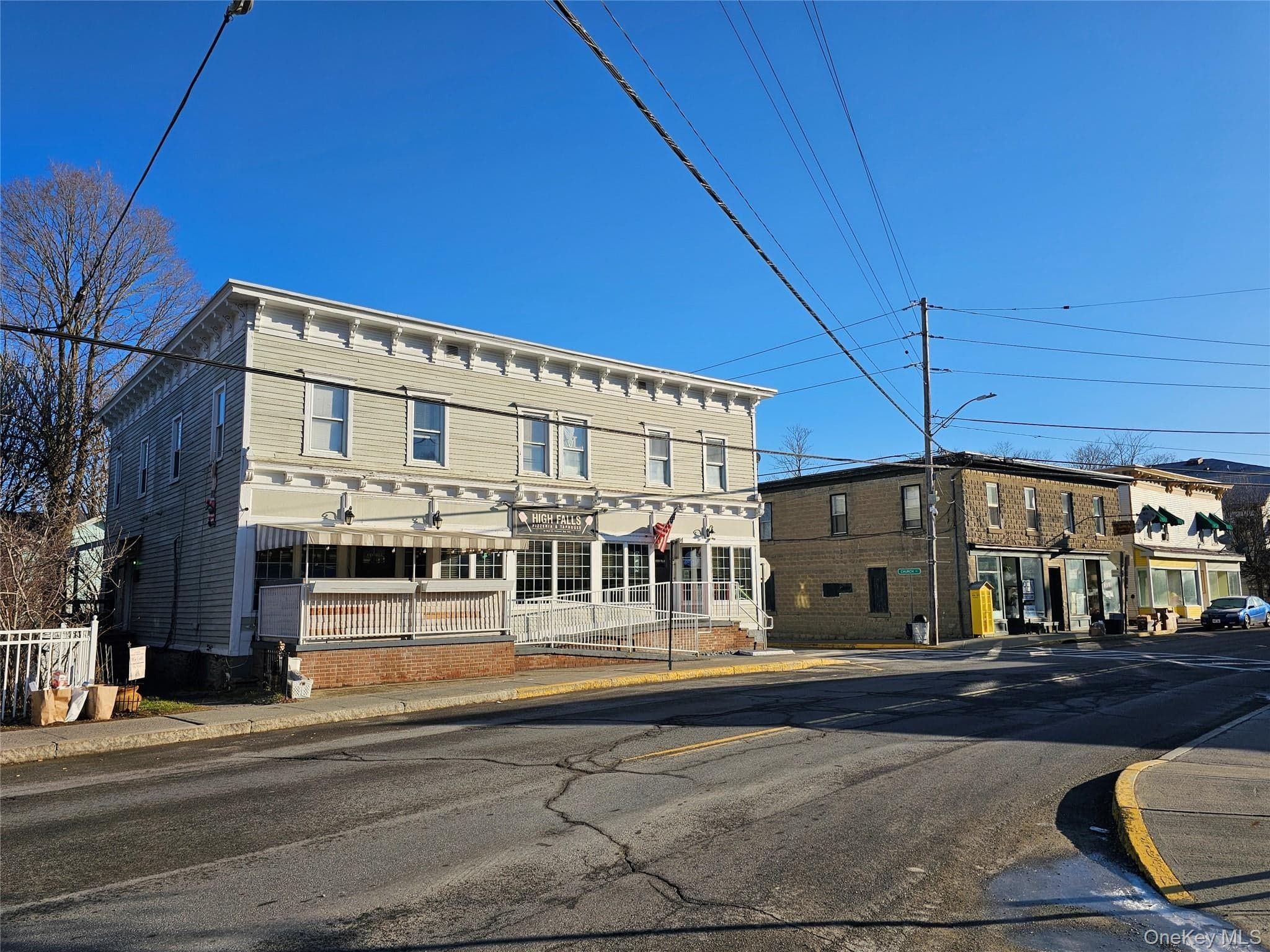 94 Main Street photo 1