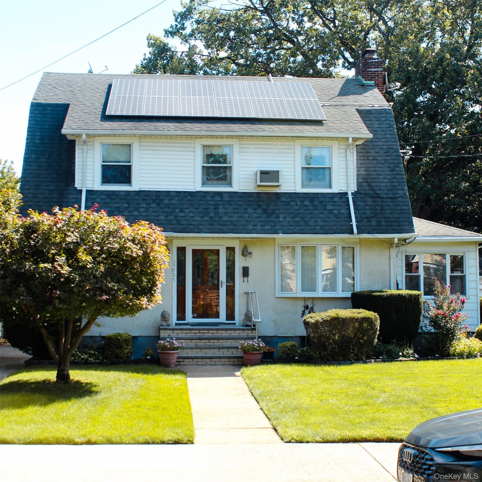 13927 225th Street, Laurelton
