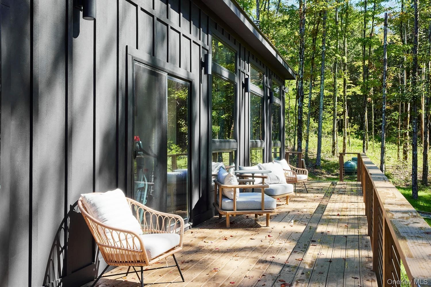 377 Hubert Road thumbnail 22
