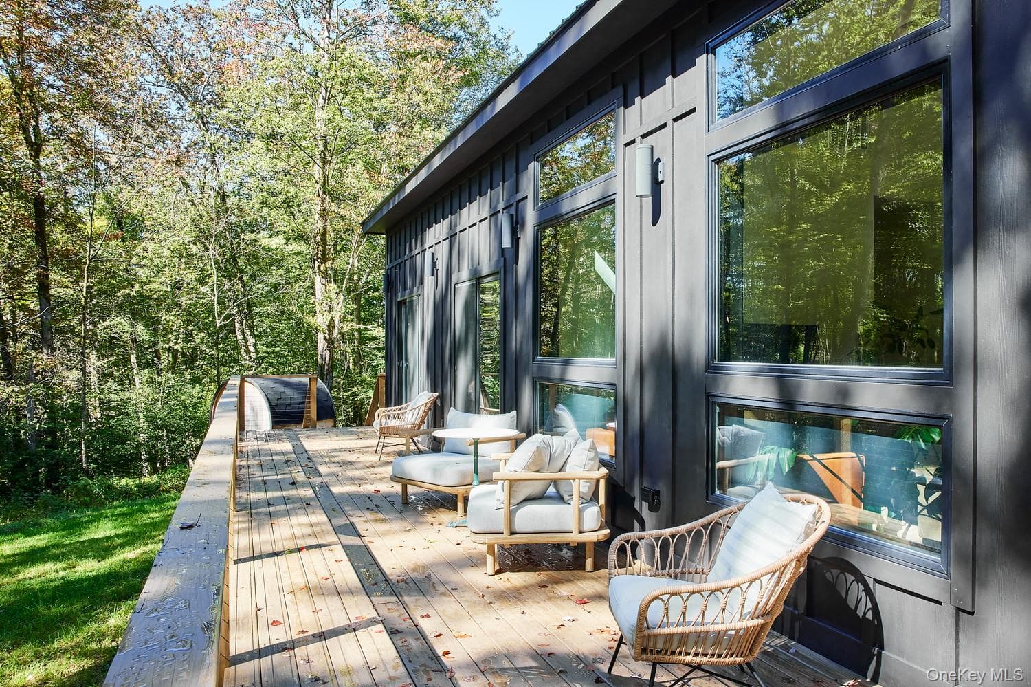 377 Hubert Road thumbnail 23