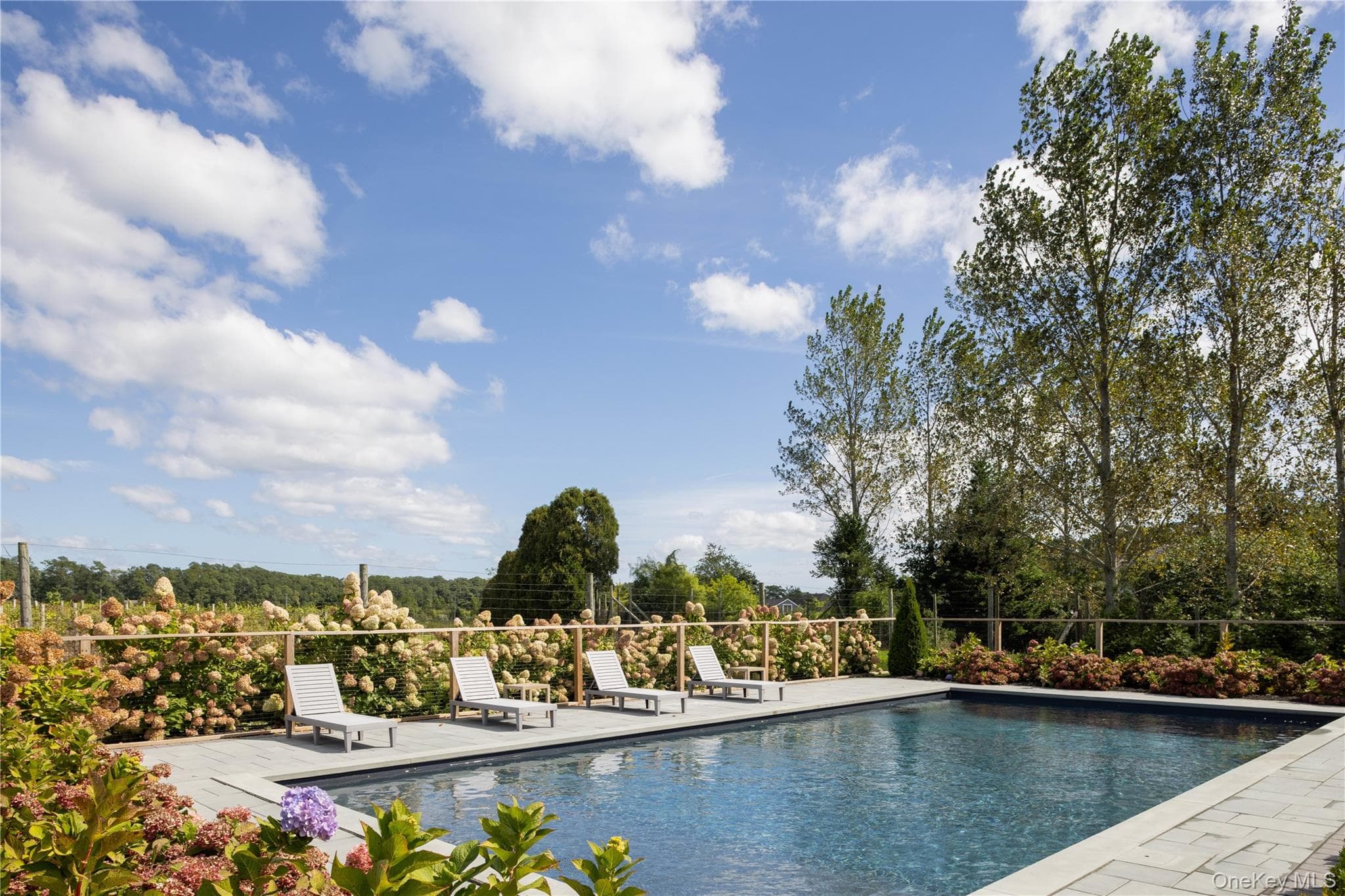 860 Hillcrest Drive, Orient