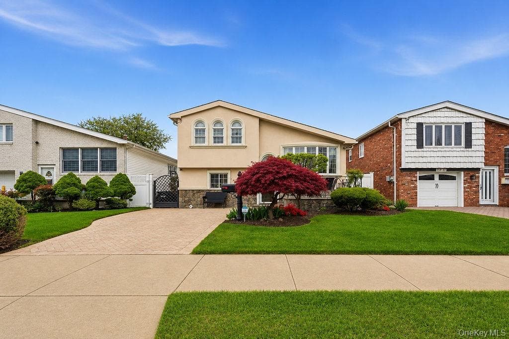 159-27 90th Street photo 1