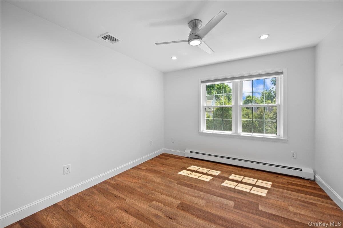 76 Smith Avenue thumbnail 28