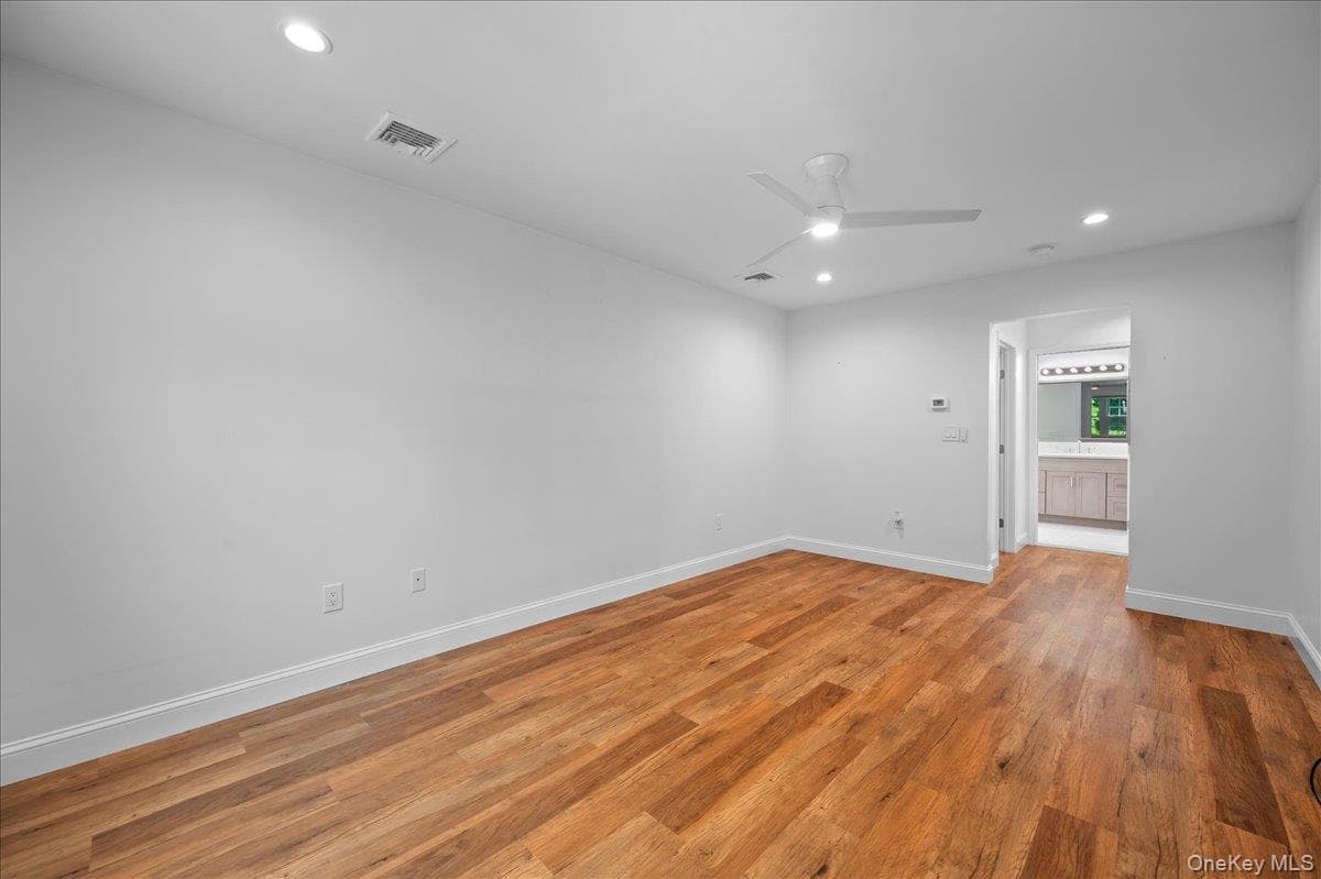 76 Smith Avenue thumbnail 34
