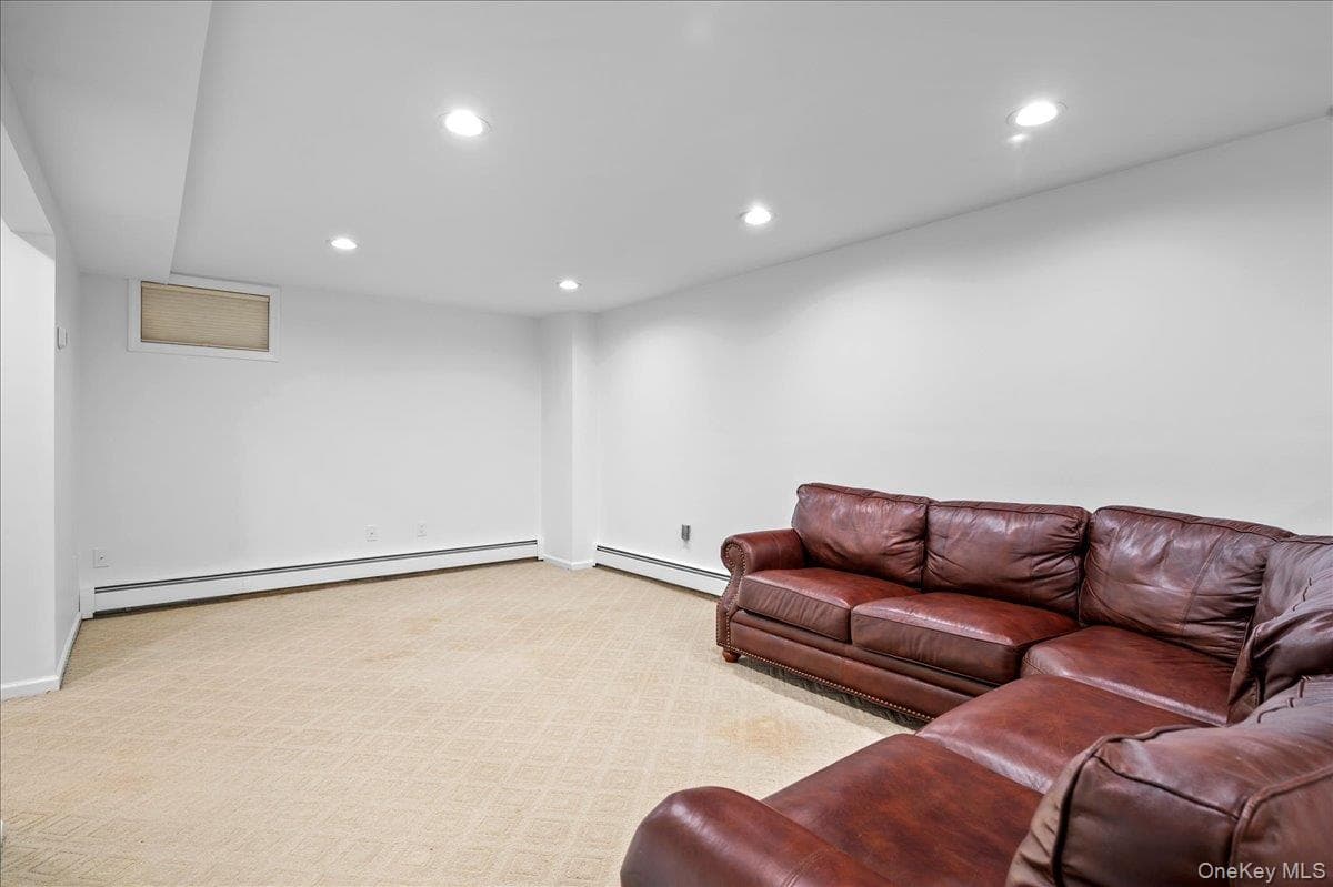 76 Smith Avenue thumbnail 36