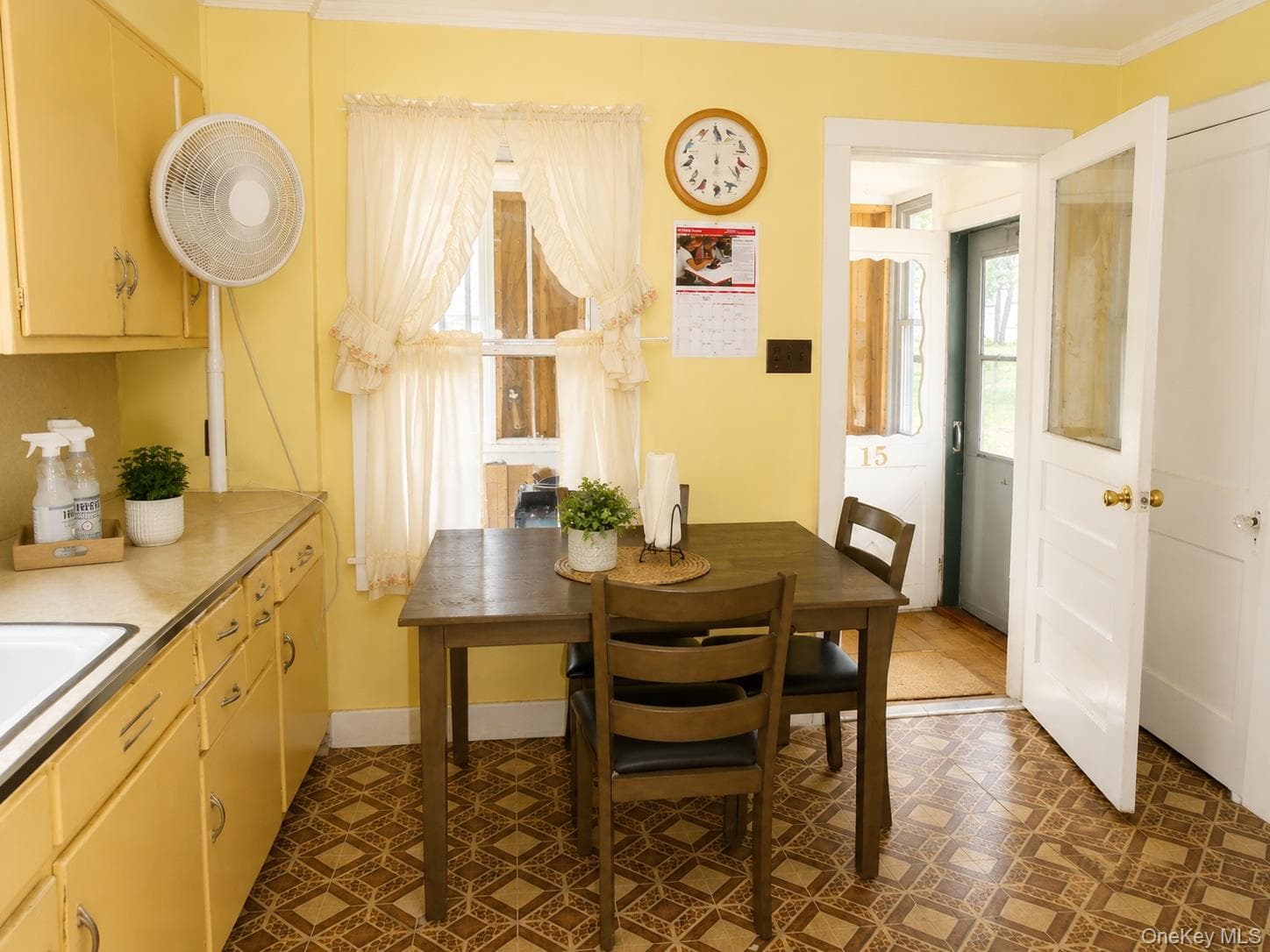 15 Cora Avenue thumbnail 9