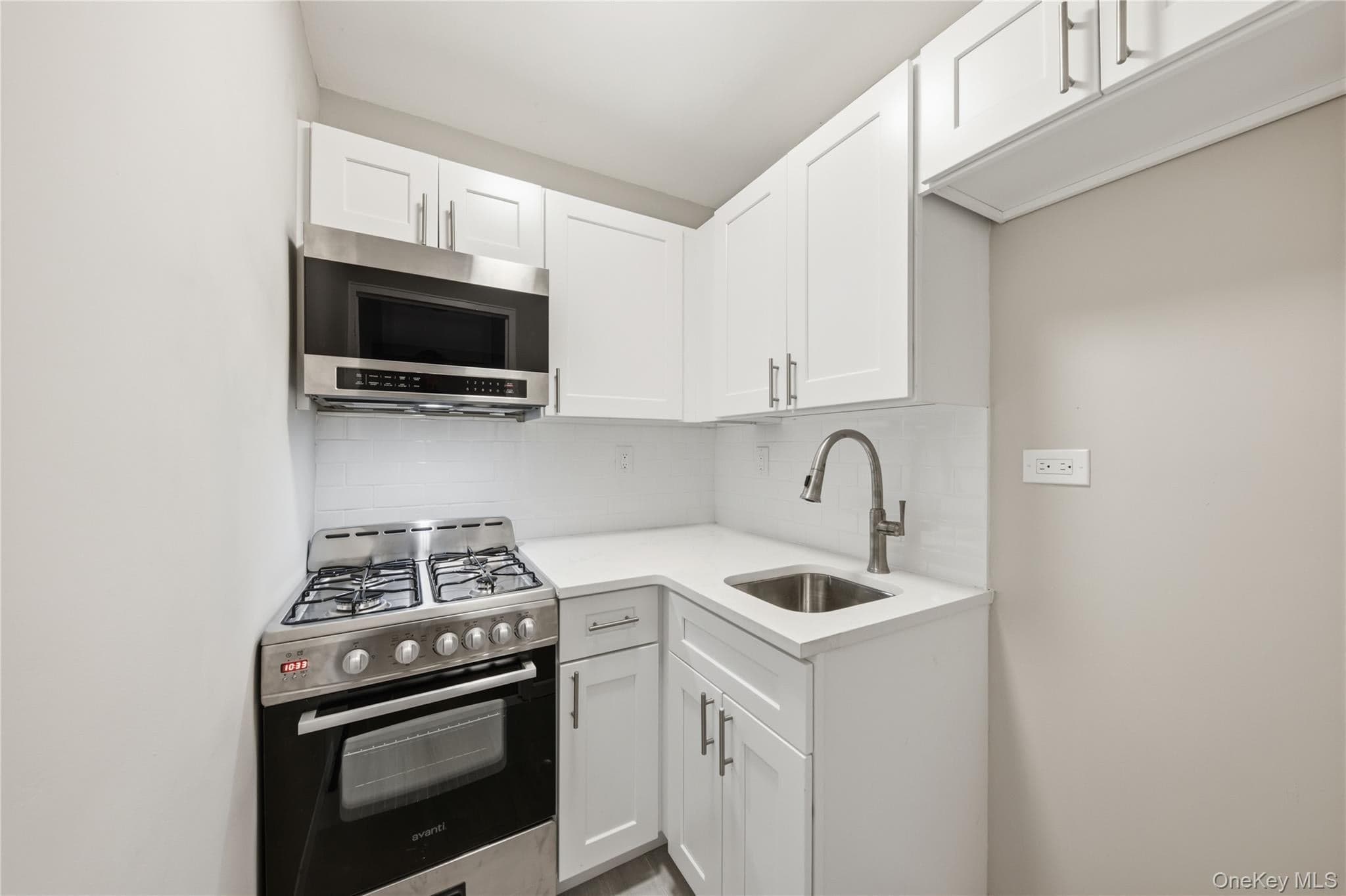 310 E 70th Street Unit: 5C thumbnail 11