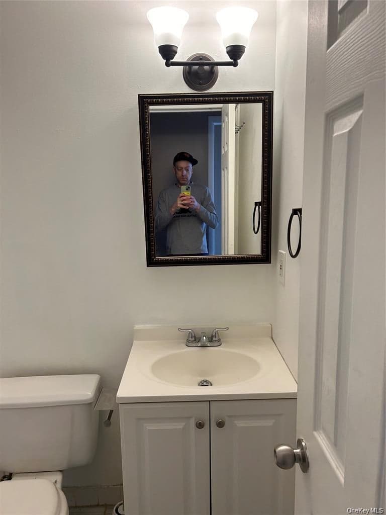 2226 Norton Avenue thumbnail 35