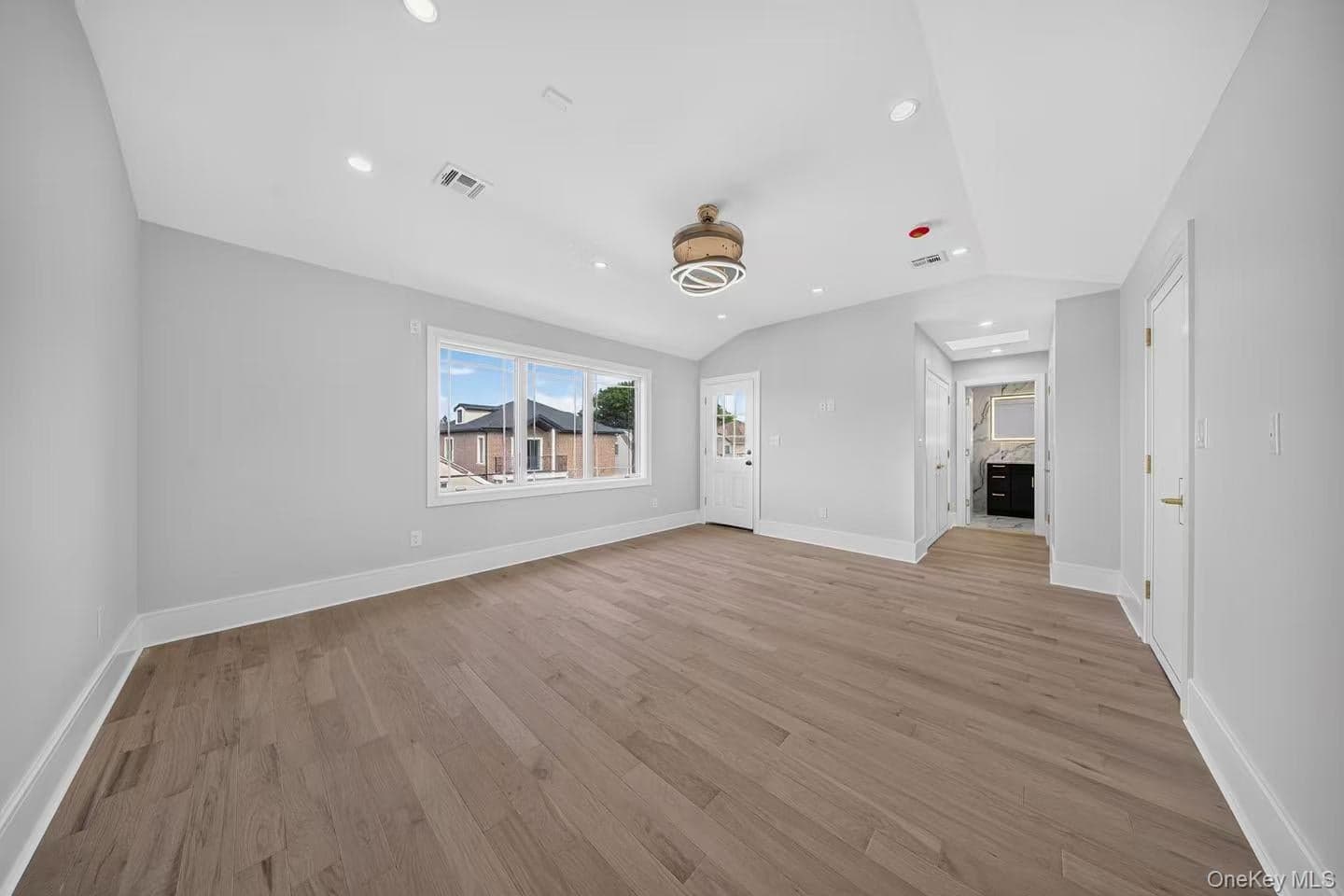 946 Cherry Lane thumbnail 16