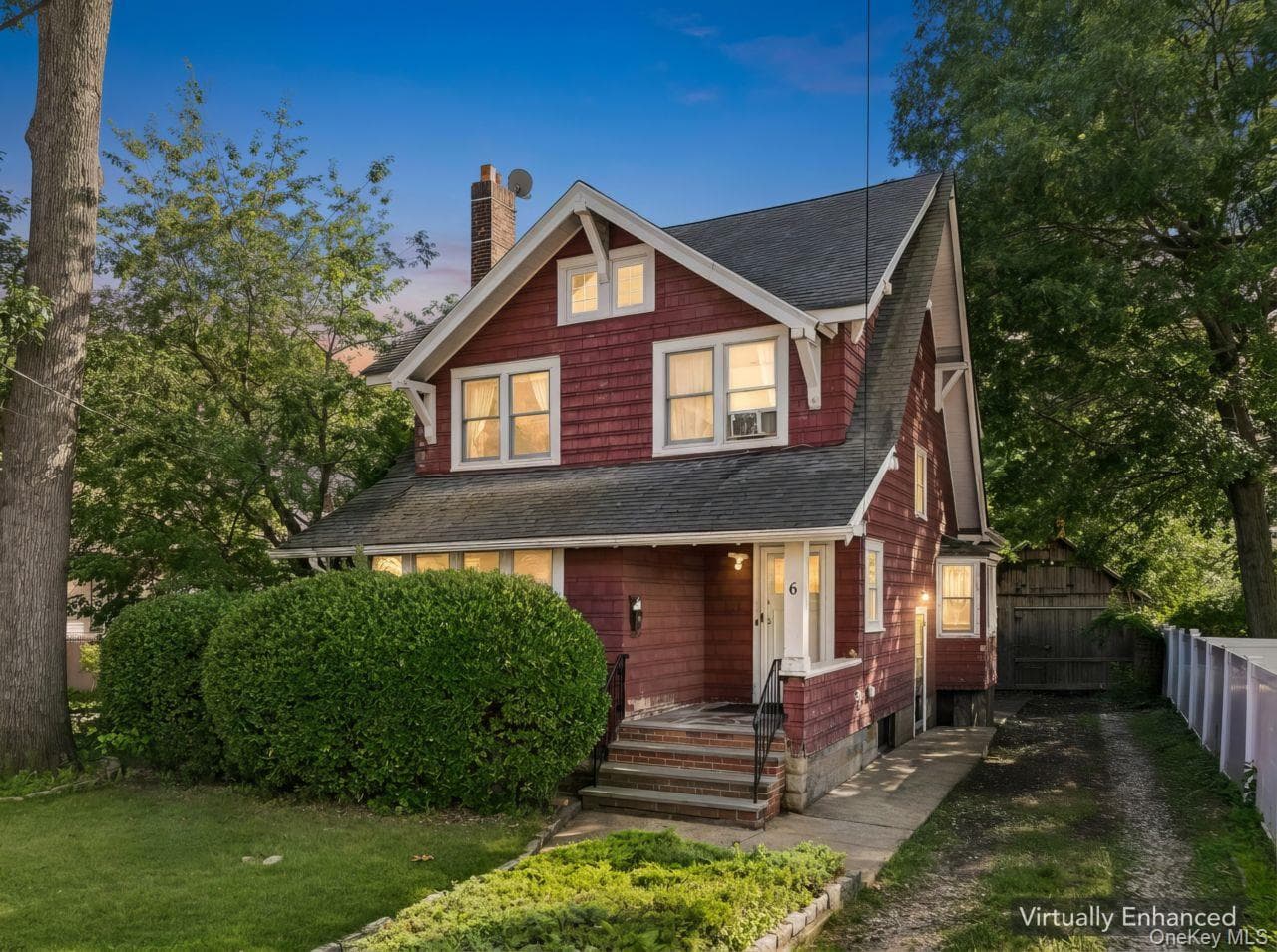 6 Forest Avenue thumbnail 2
