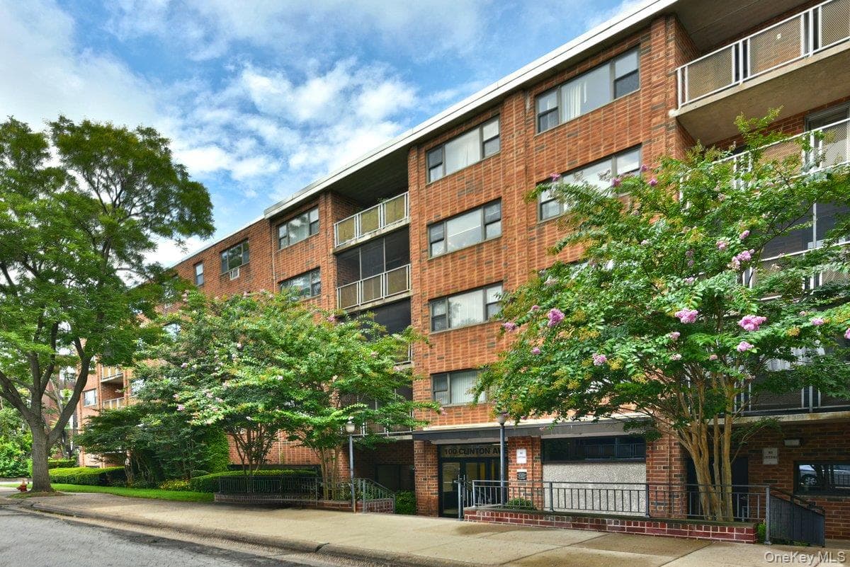 100 Clinton Avenue Unit: 4N thumbnail 12