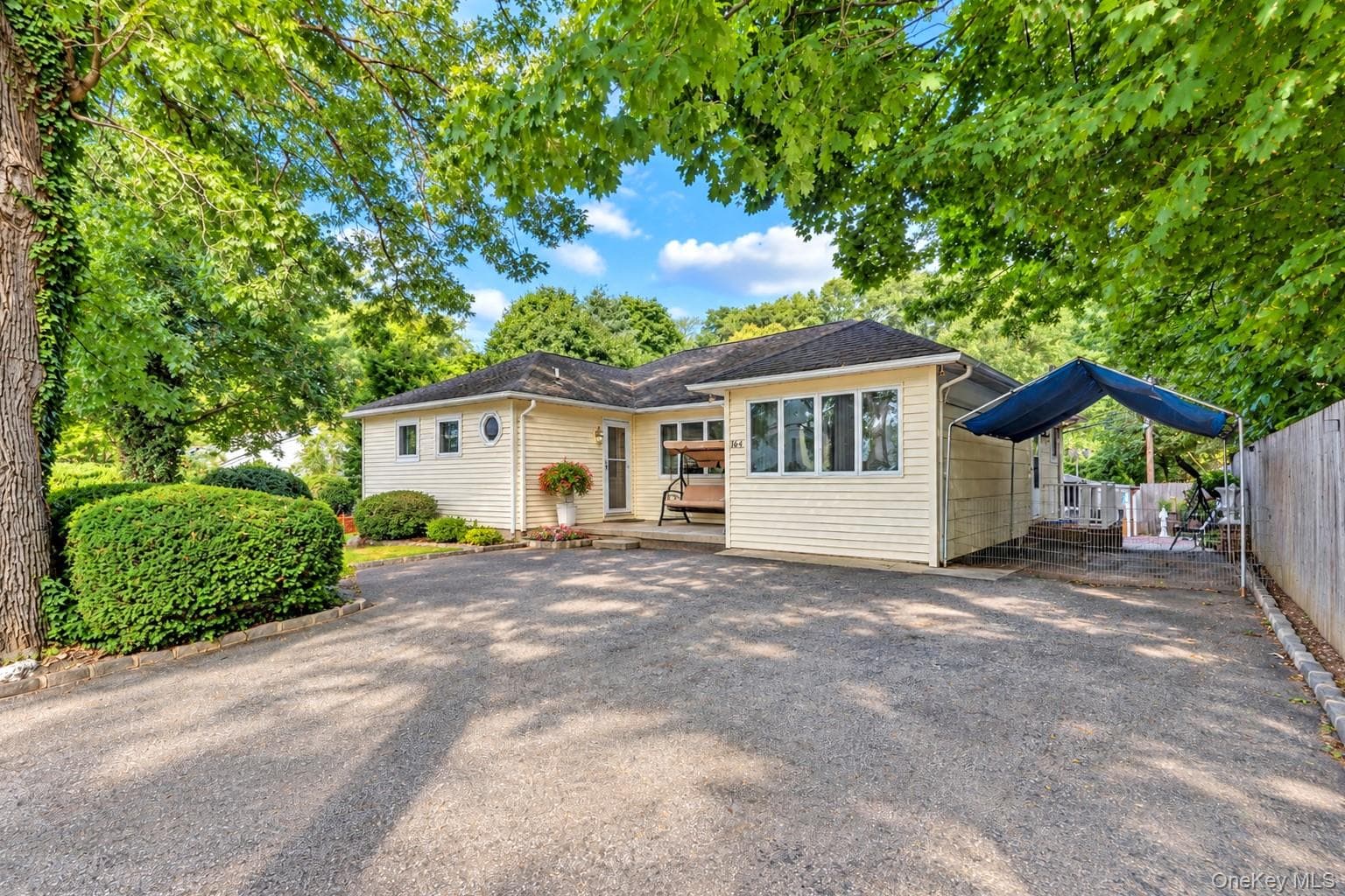 164 Landing Road, Glen Cove