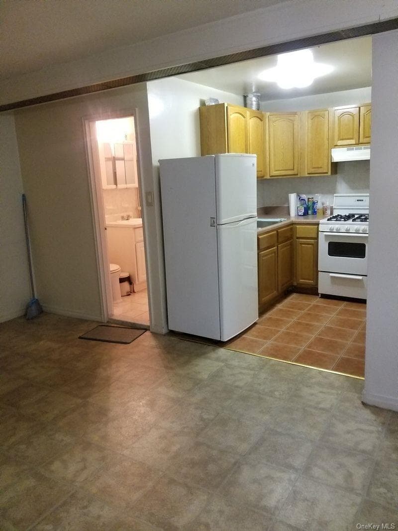 47-30 48th Street thumbnail 7