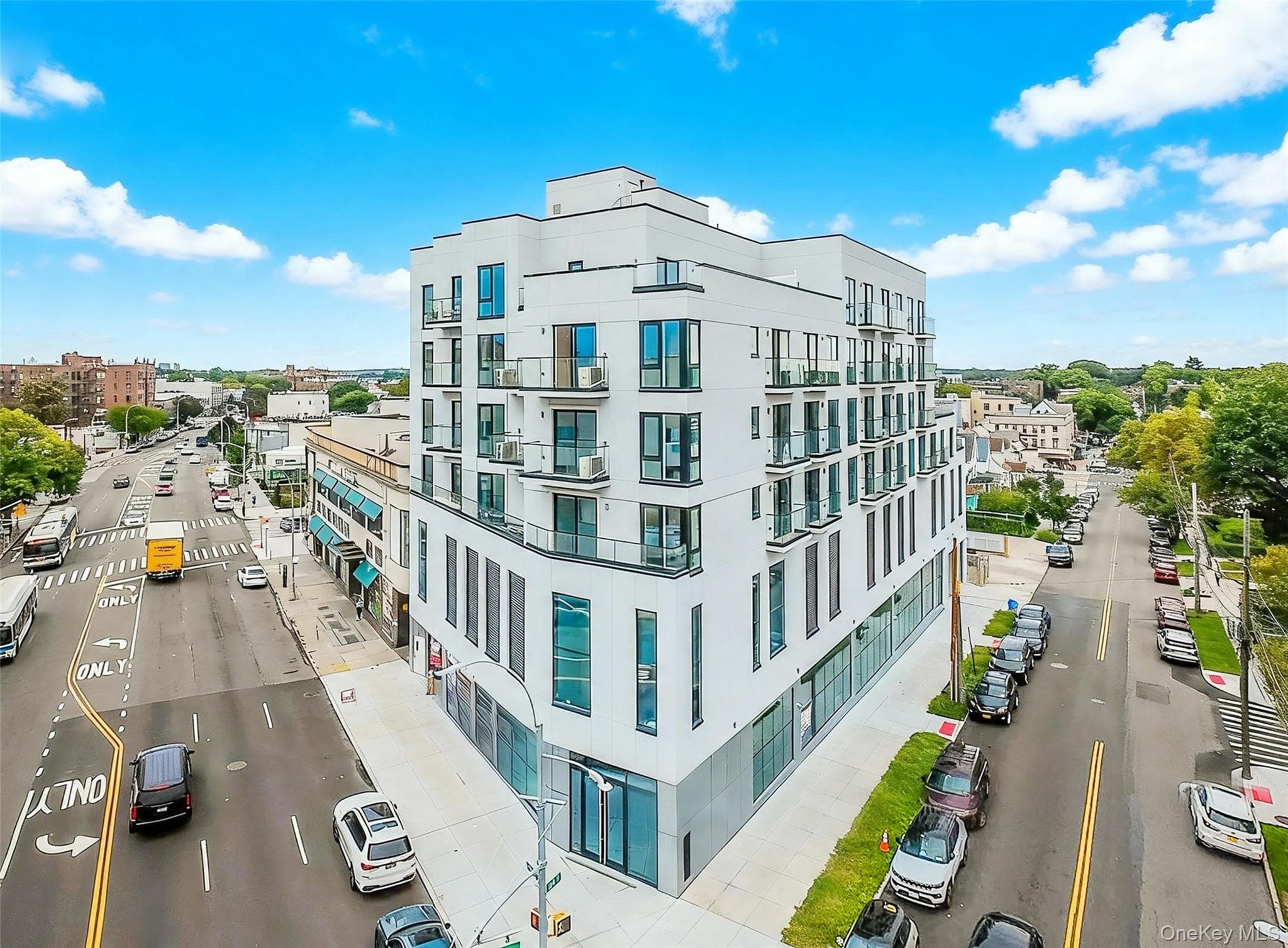 150-02 Northern Boulevard Unit: 3J thumbnail 3