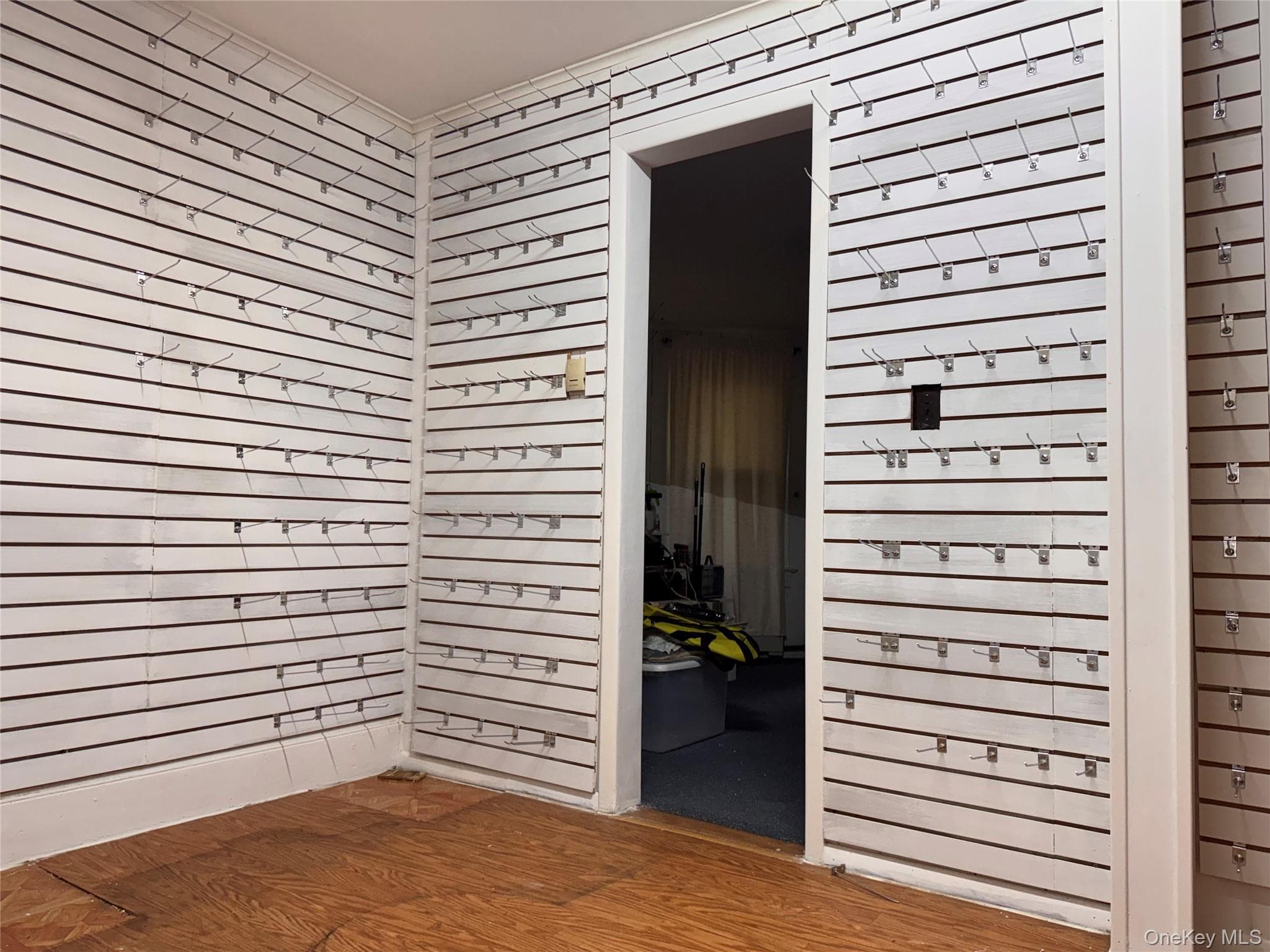 120 Jersey Avenue thumbnail 9