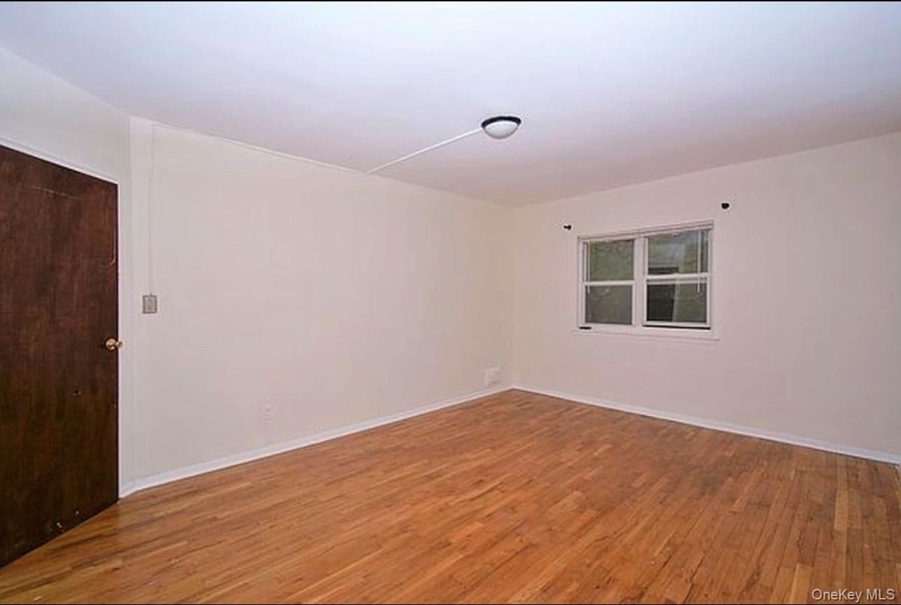 980 Jerome Street thumbnail 10