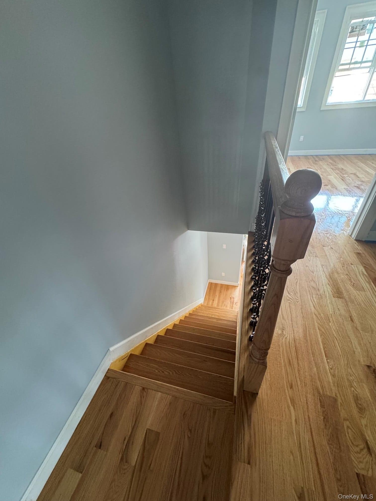 452 Glenmore Avenue thumbnail 17