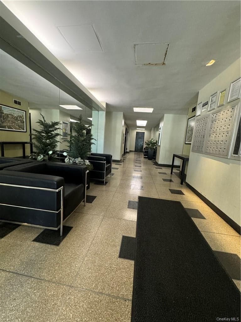 8 Fordham Hill Oval Unit: 1B thumbnail 14