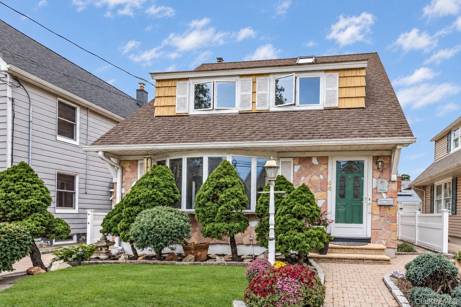 44 Capitol Avenue photo 1