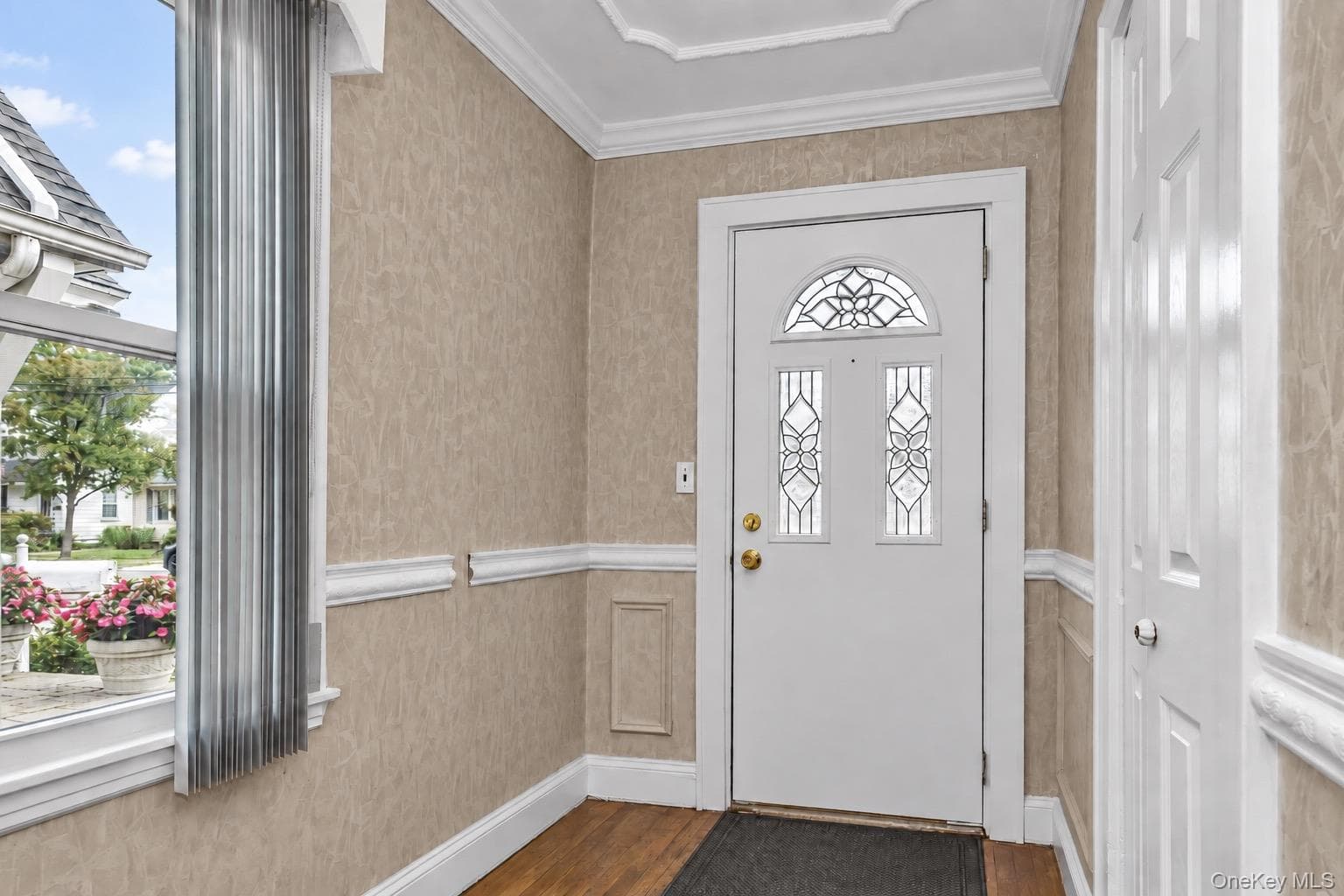 44 Capitol Avenue thumbnail 3