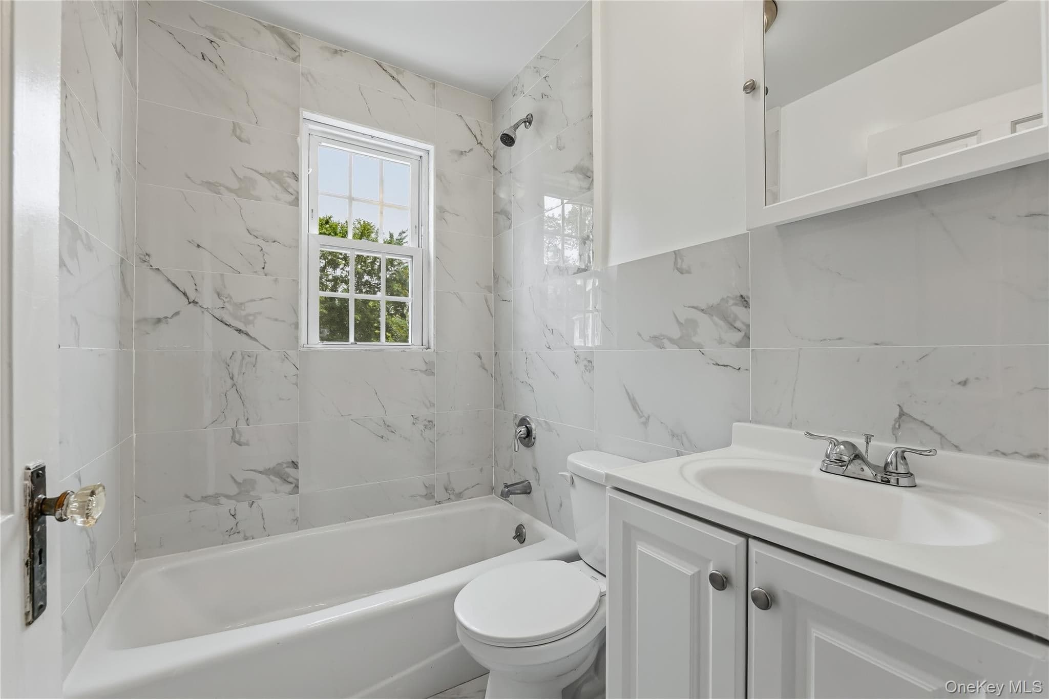 20 S Washington Avenue thumbnail 14