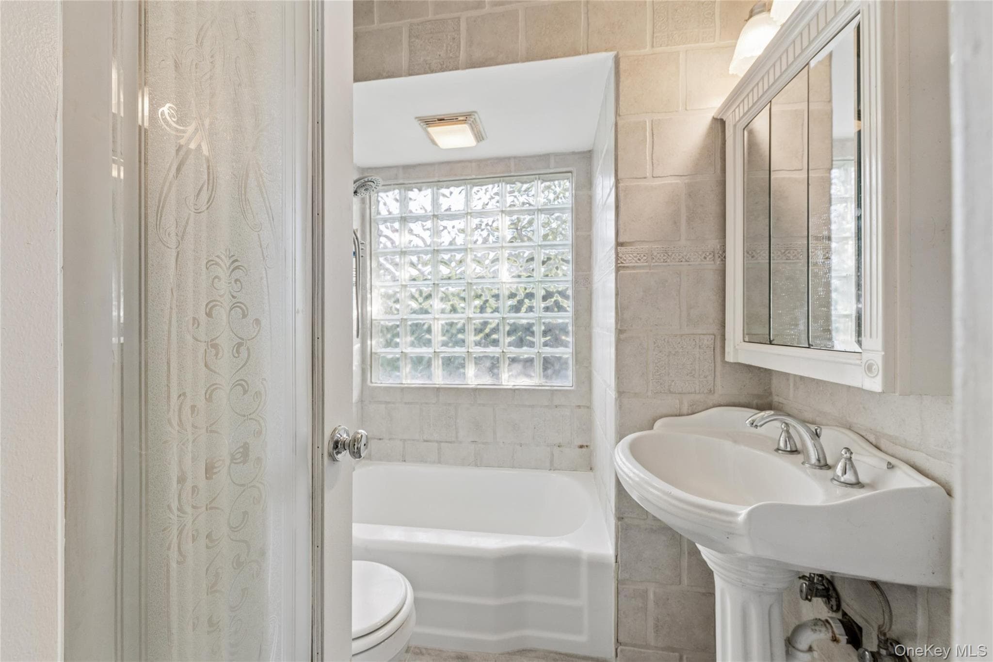 36 Lakeview Court thumbnail 21