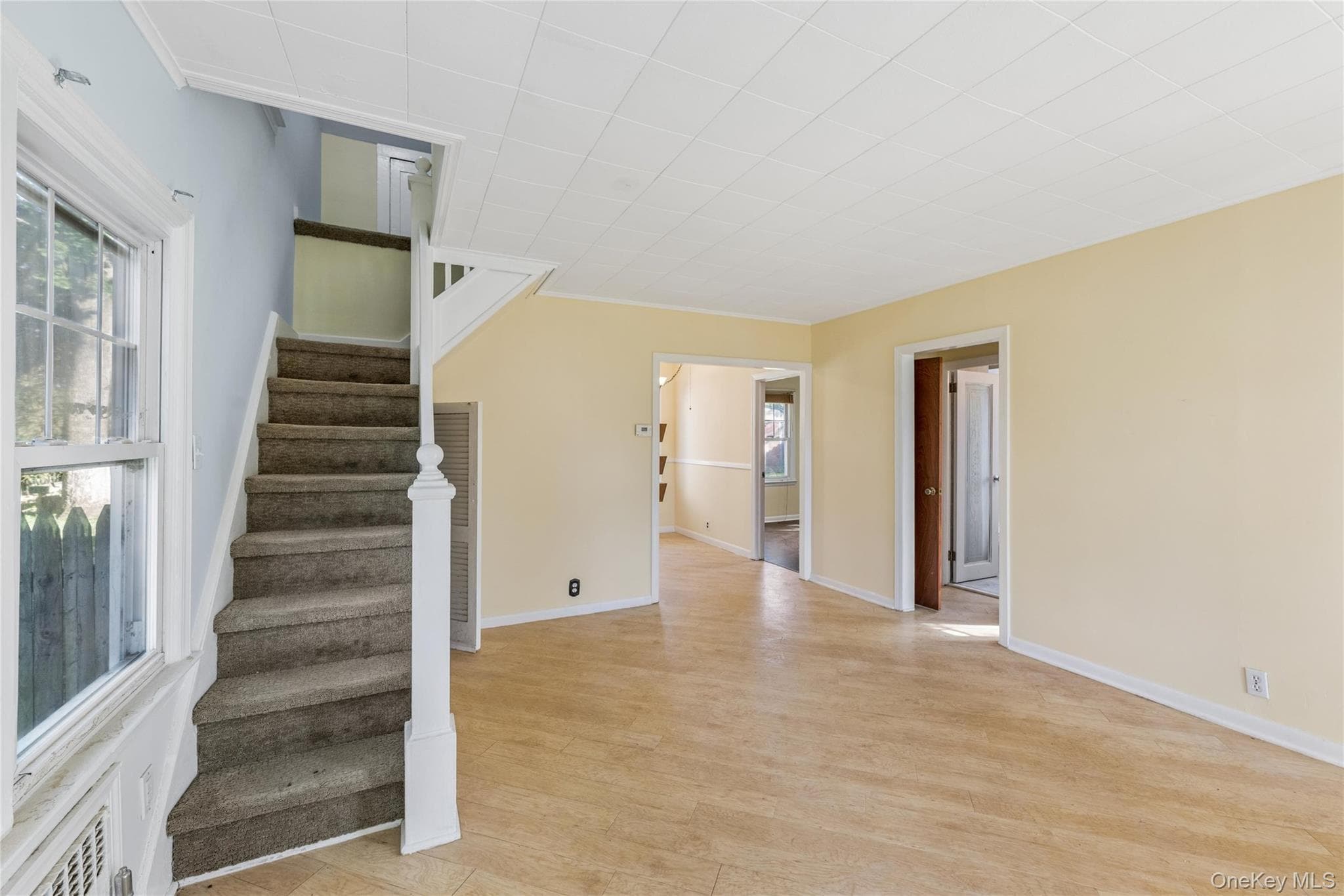 36 Lakeview Court thumbnail 5