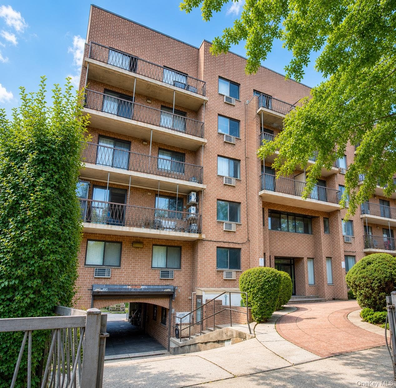 147-45 Barclay Avenue Unit: L3, Flushing
