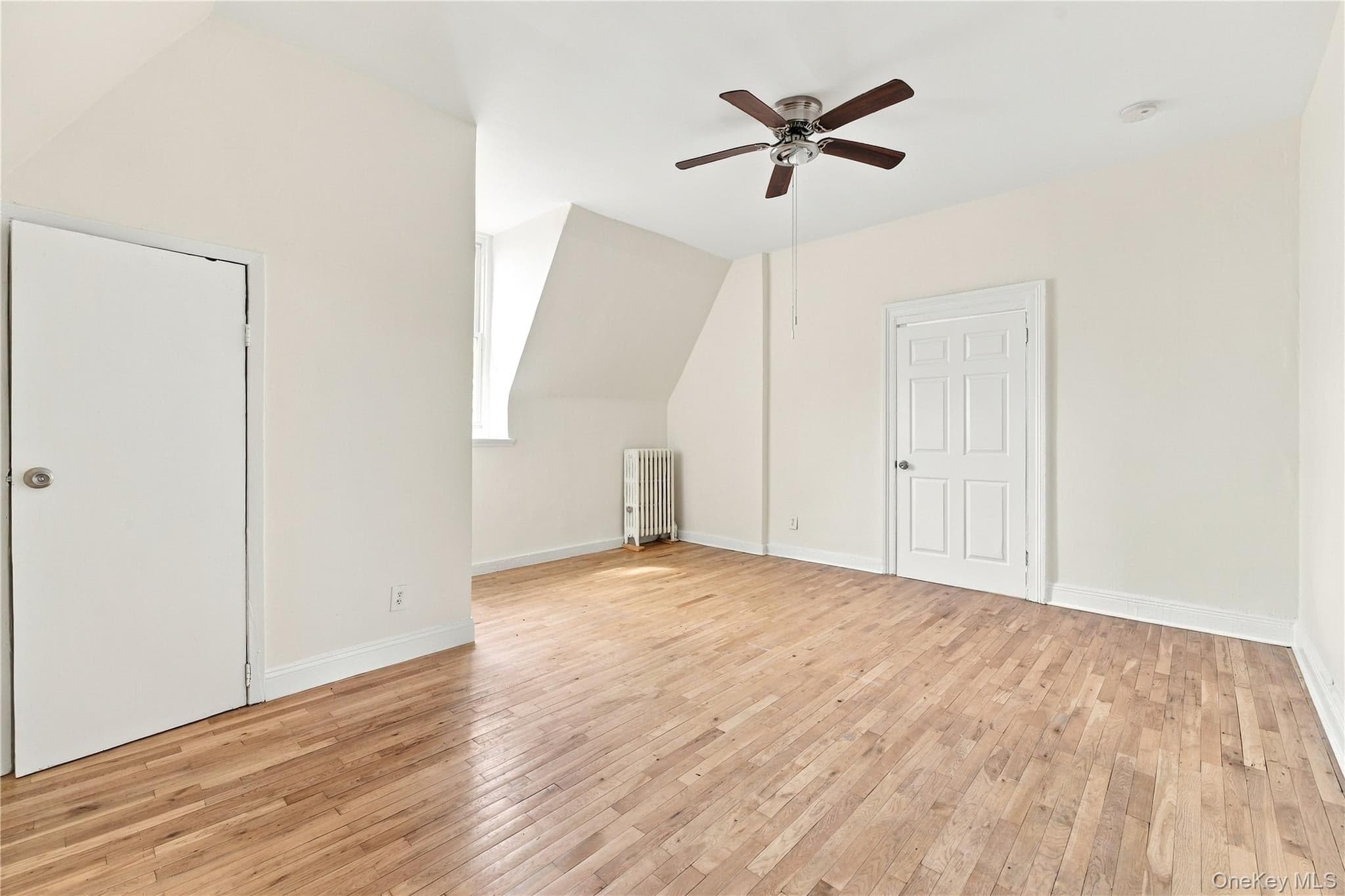11-41 123rd Street thumbnail 23
