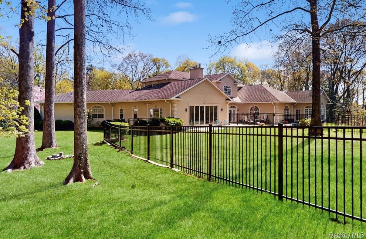 406 Duck Pond Rd thumbnail 29