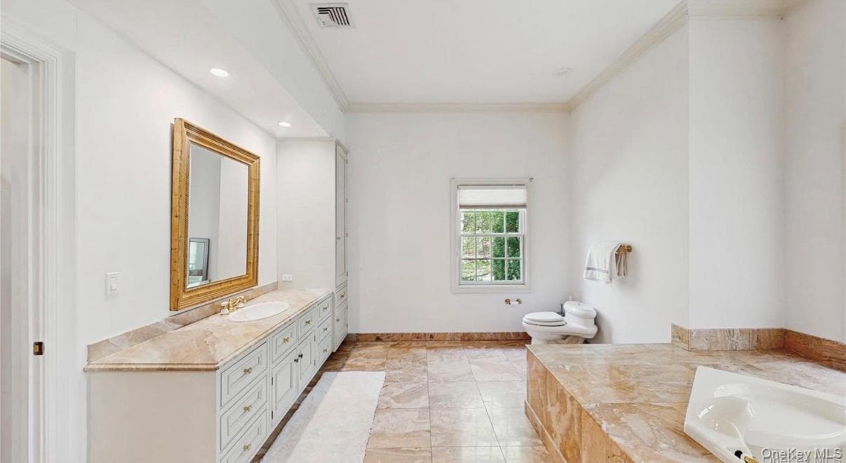 406 Duck Pond Rd thumbnail 16