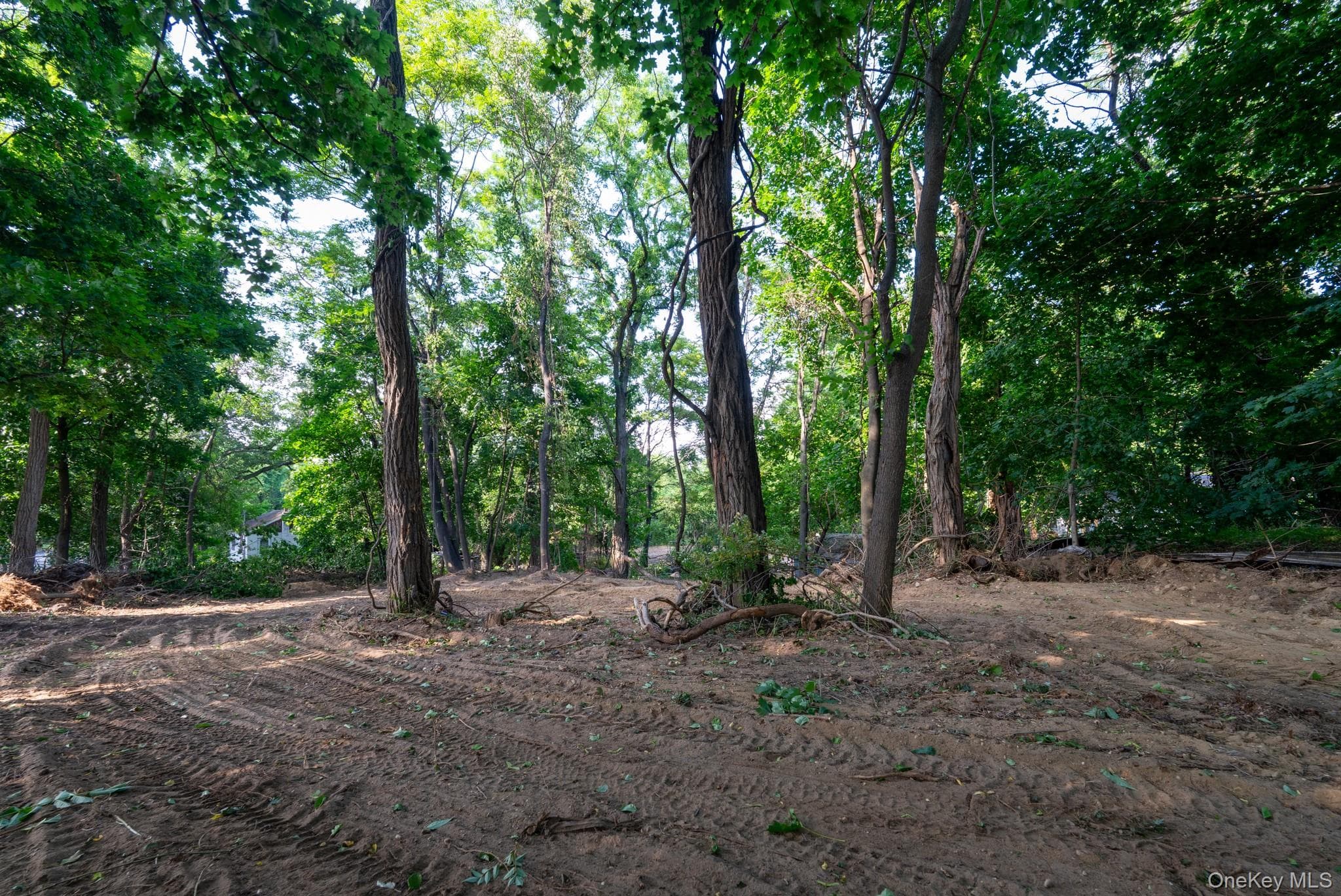 357 Smithtown Boulevard thumbnail 11