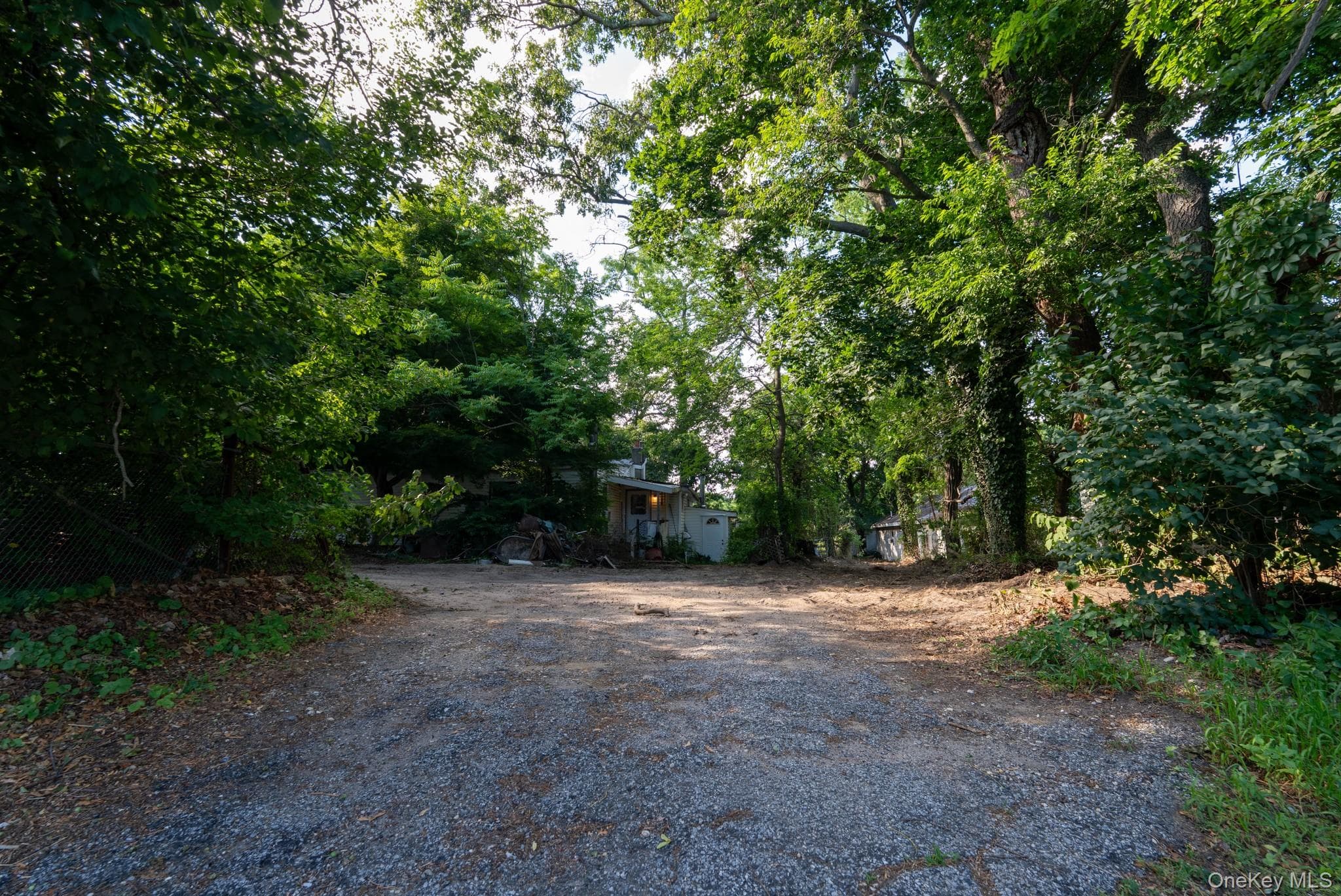 357 Smithtown Boulevard thumbnail 16