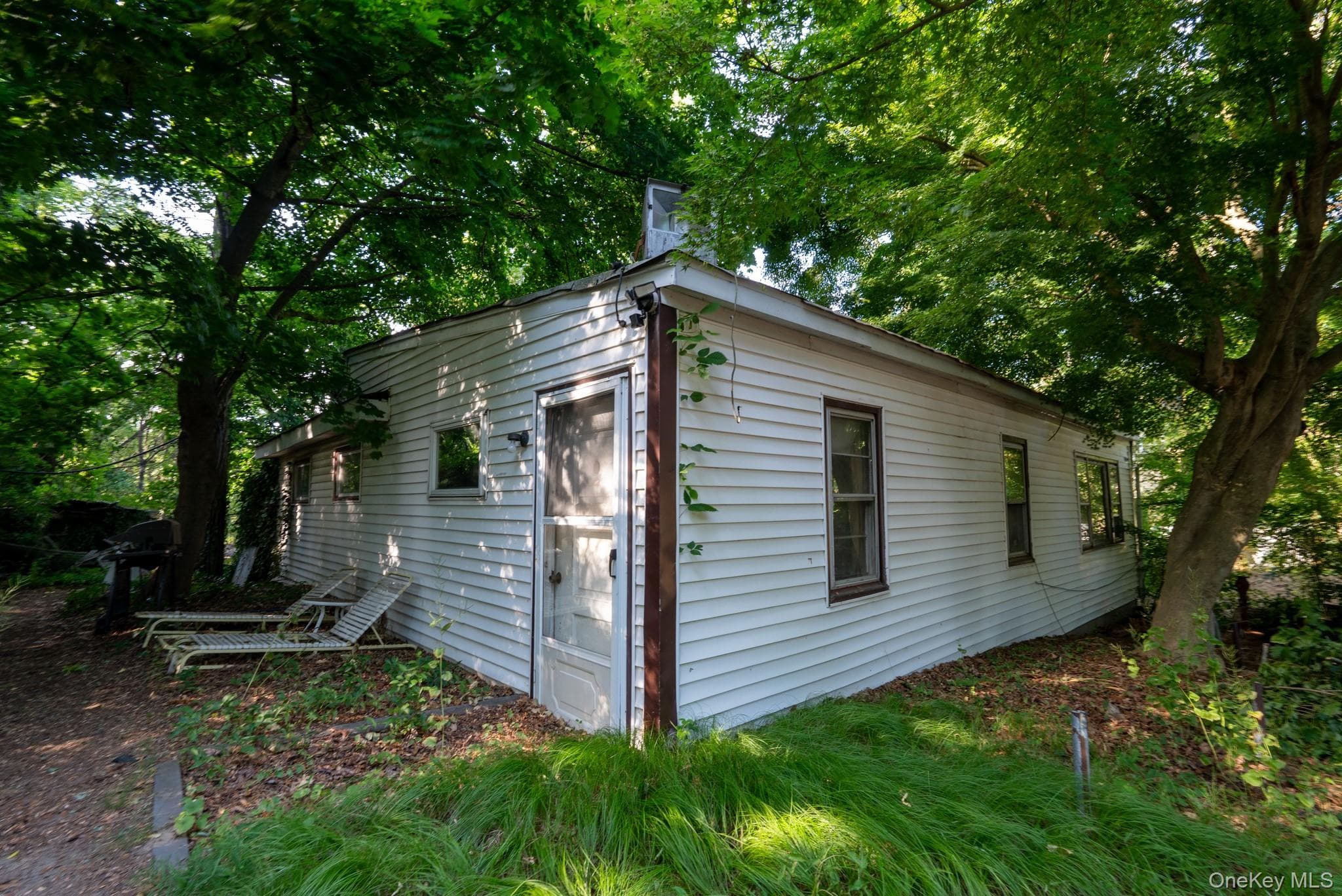 357 Smithtown Boulevard thumbnail 23