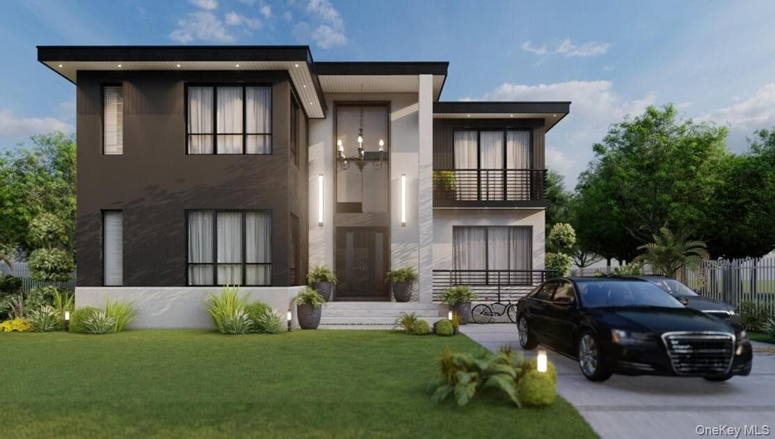 560 Bieling Road, Elmont