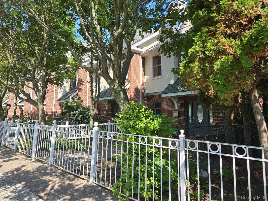 240-250 Pelham Road thumbnail 45
