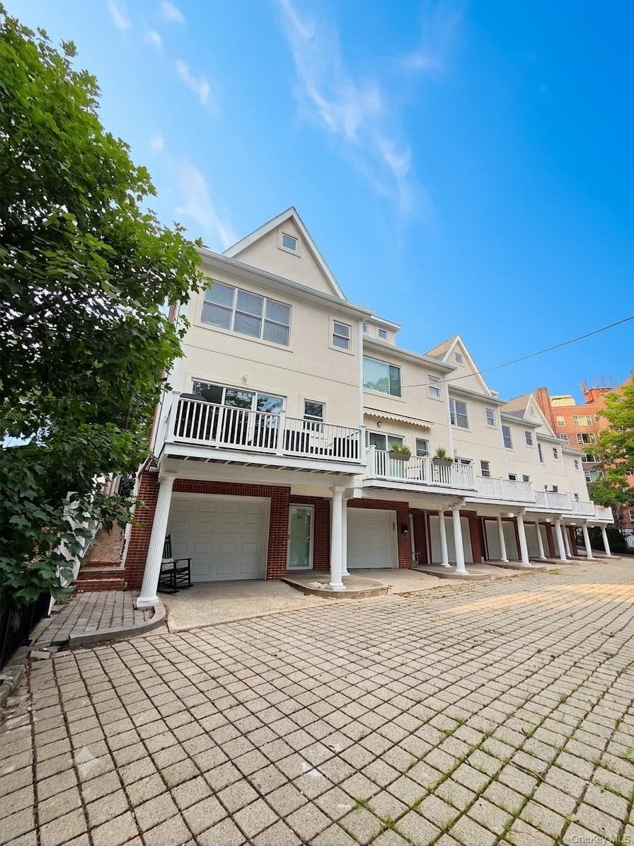 240-250 Pelham Road thumbnail 3